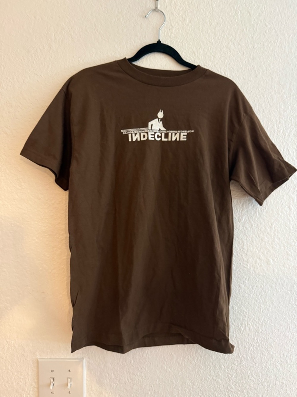 Y2K Indecline Brown Graphic Crewneck T-Shirt